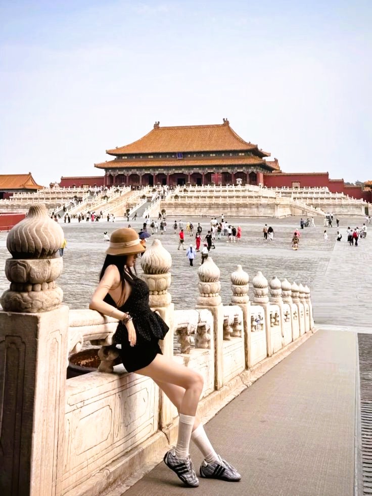 City Walk Dating in China